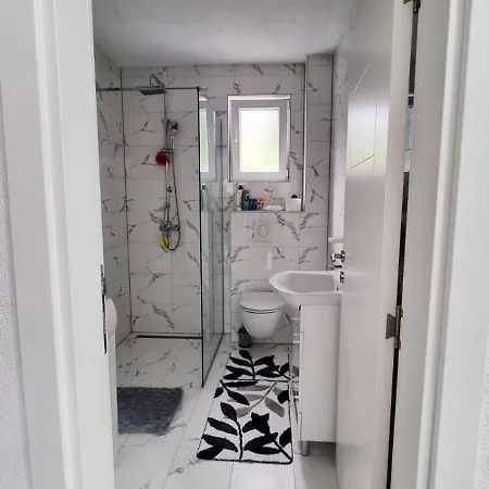 Apartament Lavanda *